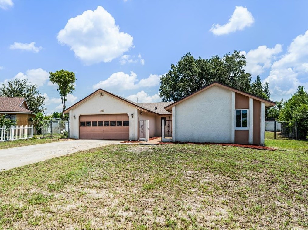 1052 Manchester Cir, Winter Park, FL 32792