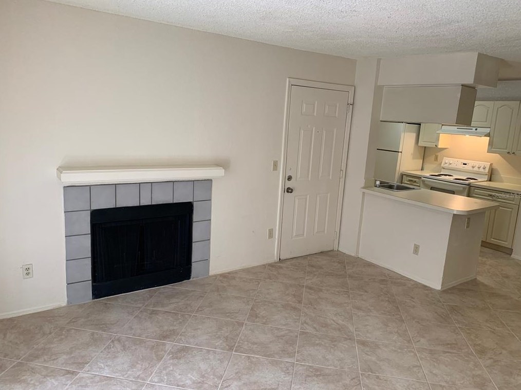 2550 N Alafaya Trl #2203, Orlando, FL 32826