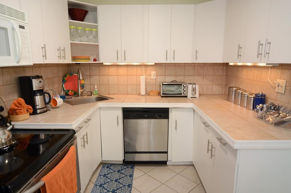 174 Laurie Dr, Ormond Beach FL  32176-3216 exterior