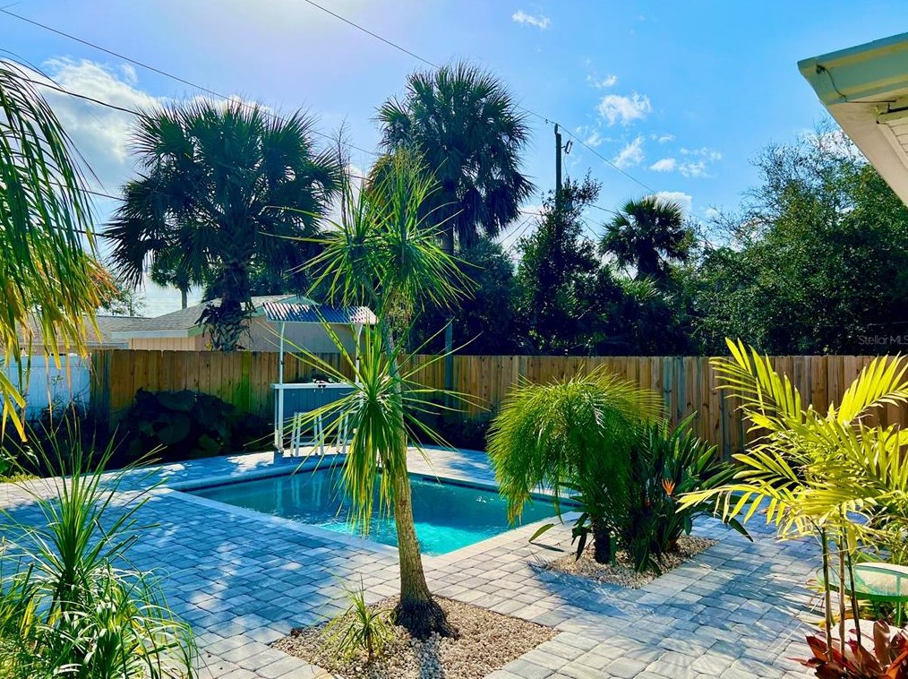 174 Laurie Dr, Ormond Beach, FL 32176-3216