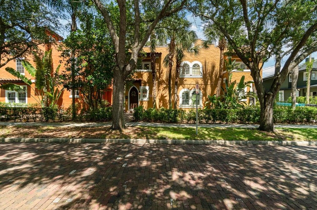 339 Cathcart Ave, Orlando FL  32803-5630 exterior