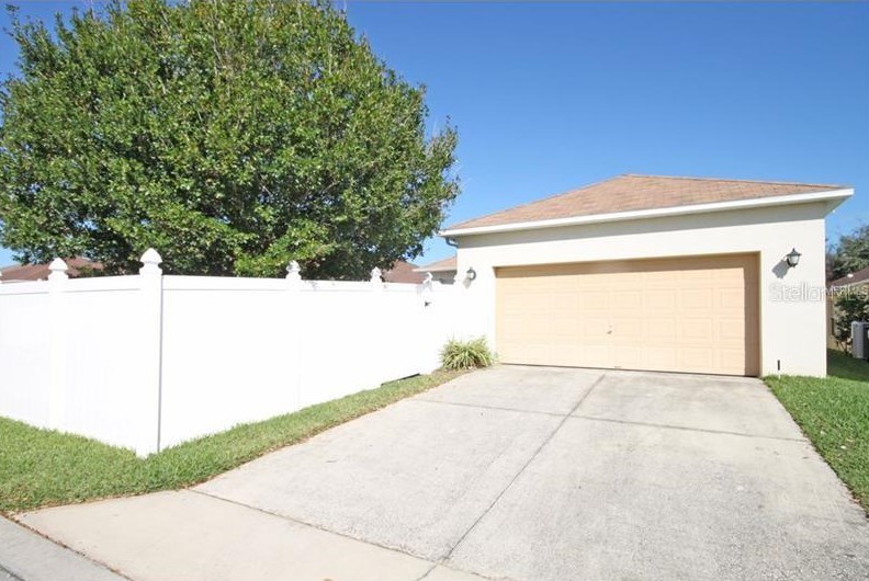 13754 Phoenix Dr, Orlando, FL 32828