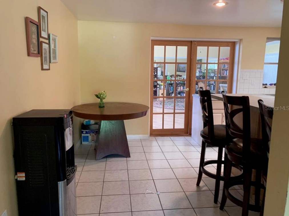 6946 Curlew St, Sarasota, FL 34241-9350