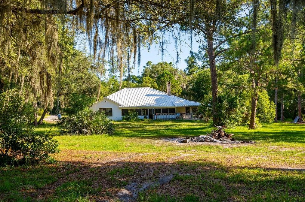 211 Oakapple Trl, Lake Helen, FL 32744-2033