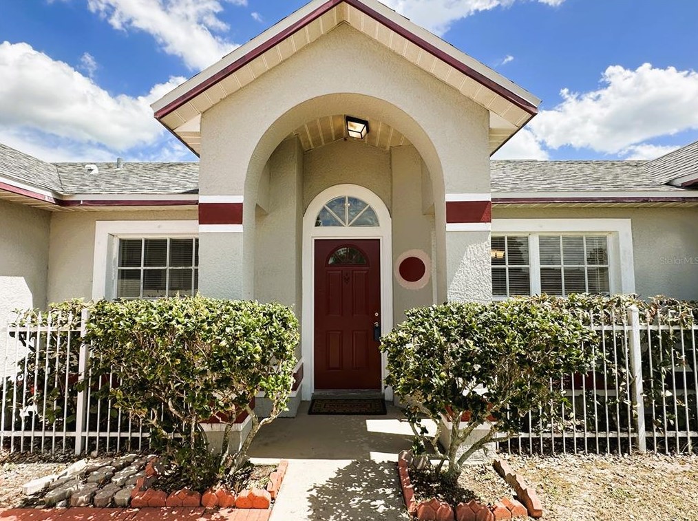 702 Martin Ln, Kissimmee, FL 34759-4527