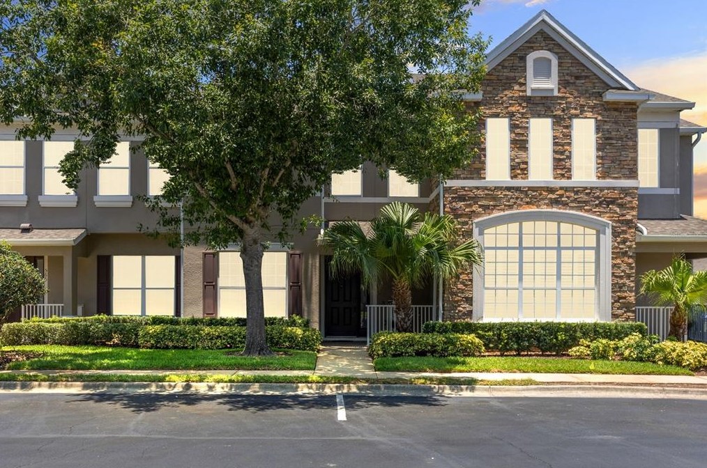 562 Shining Armor Ln, Longwood, FL 32779-4468