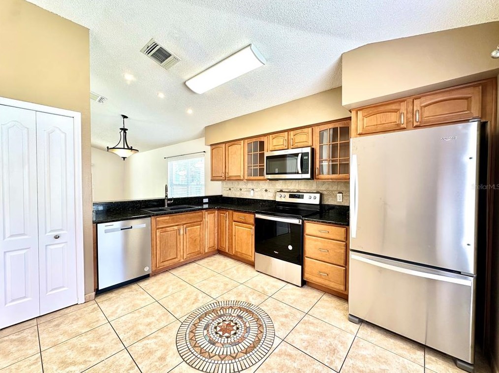 2541 Chatham Cir, Kissimmee, FL 34746-5160