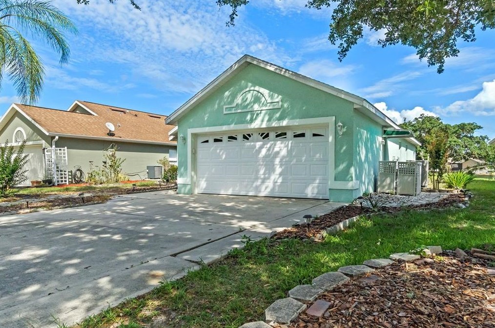 113 Andrews Rd, Sanford, FL 32773