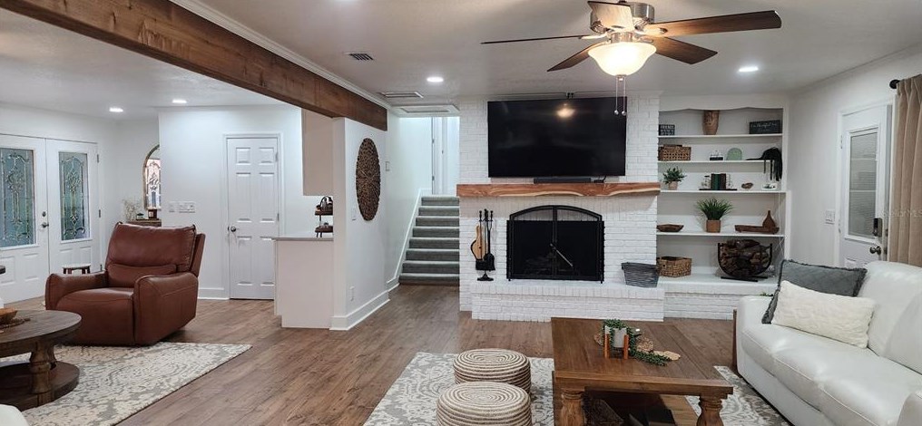 802 Pne Tree Ct, Deland FL  32724-2920 exterior