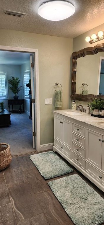 802 Pne Tree Ct, Deland FL  32724-2920 exterior