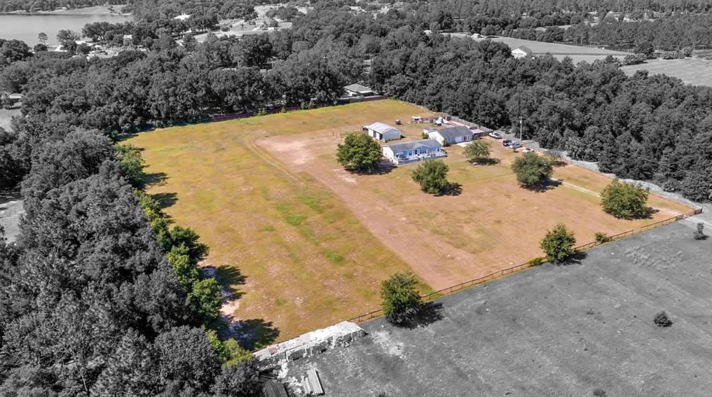 19844 Wiygul Rd, Umatilla, FL 32784-8009