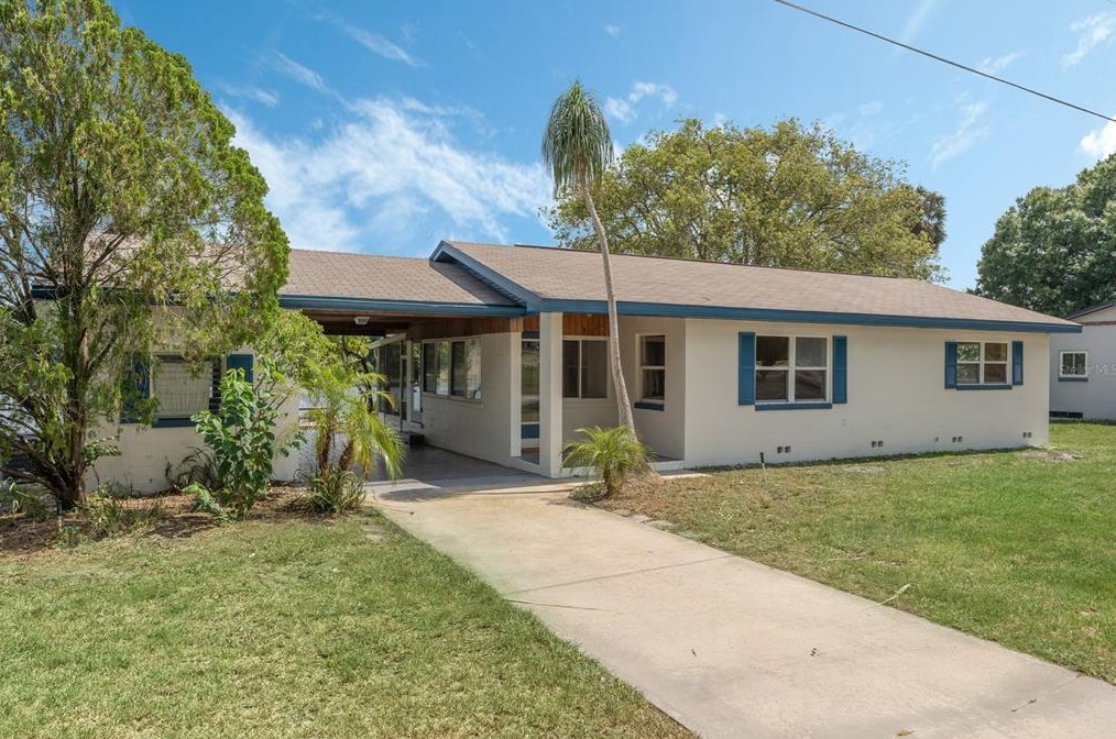 27 Azalea Dr, De Bary, FL 32713
