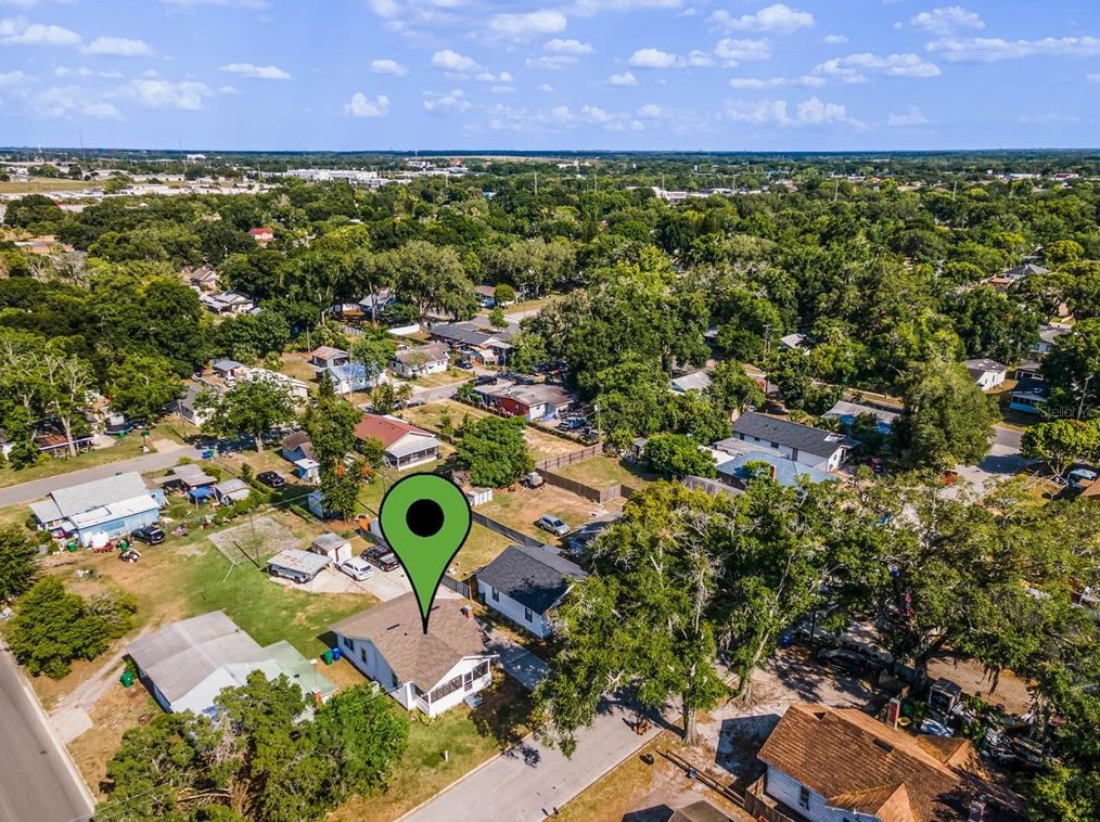 205 3 St, Winter Garden FL  34787-3609 exterior