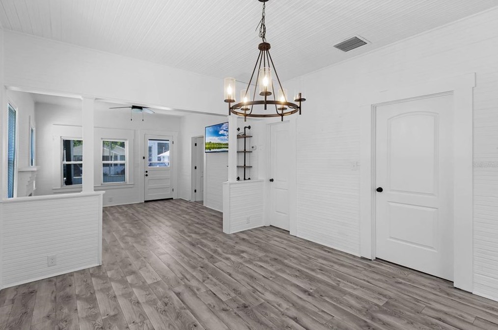 205 3 St, Winter Garden FL  34787-3609 exterior