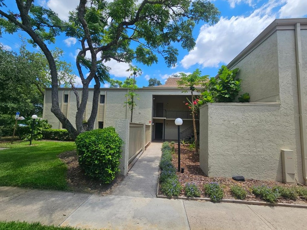 3234 S Semoran Blvd #25, Orlando, FL 32822