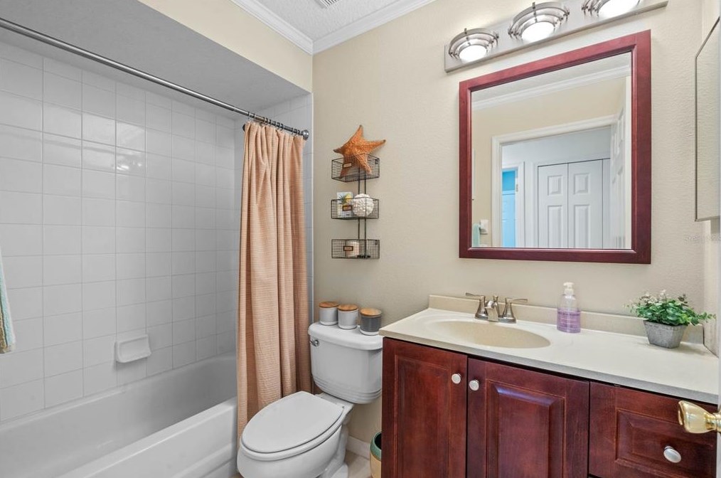 12618 Enclave Dr, Orlando FL 32837-6200 exterior