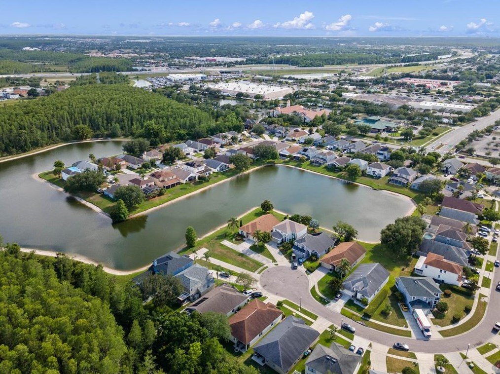 12618 Enclave Dr, Orlando FL 32837-6200 exterior