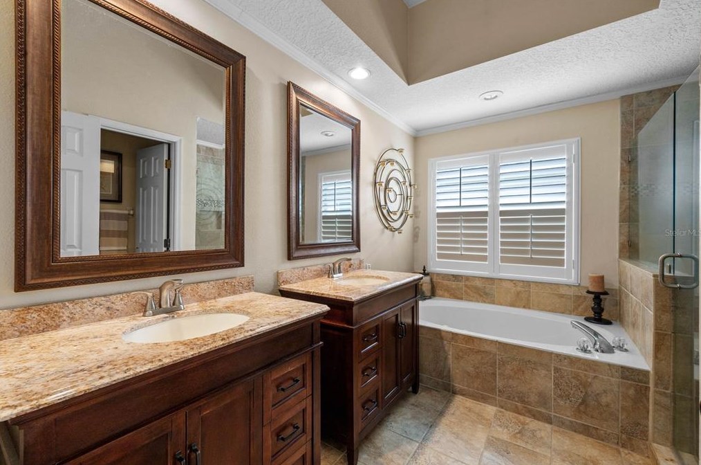 12618 Enclave Dr, Orlando FL 32837-6200 exterior