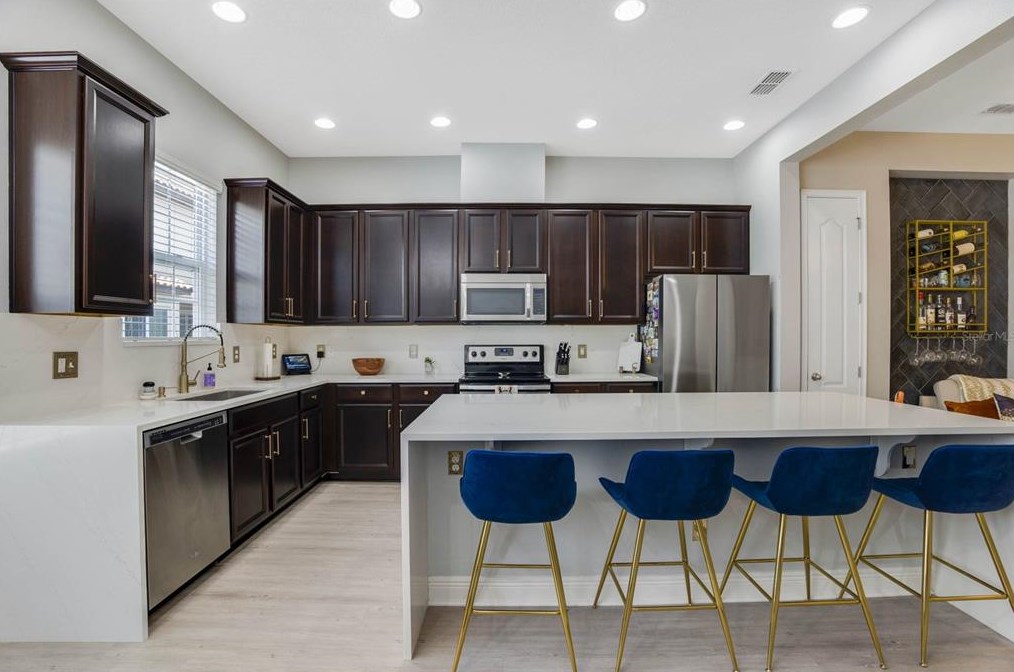 708 Lobelia Dr, Lake Mary FL  32746-2659 exterior