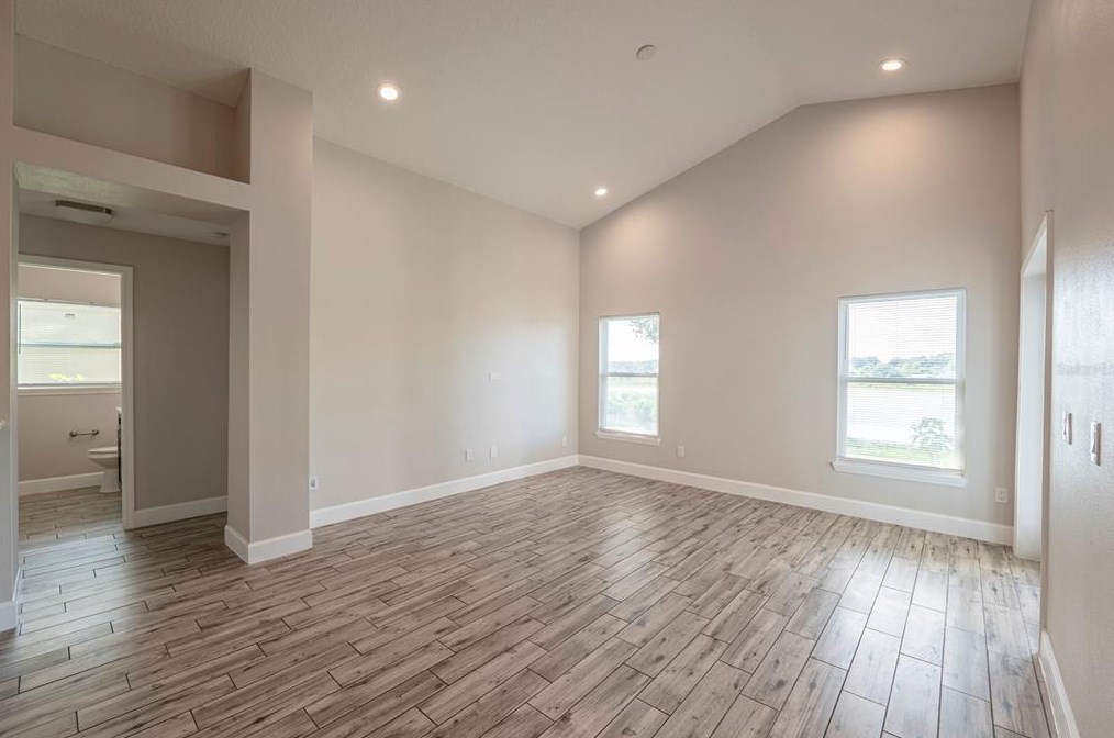 7526 Country Run Pkwy, Orlando FL  32818-8279 exterior