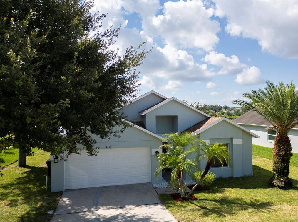 7526 Country Run Pkwy, Orlando FL  32818-8279 exterior