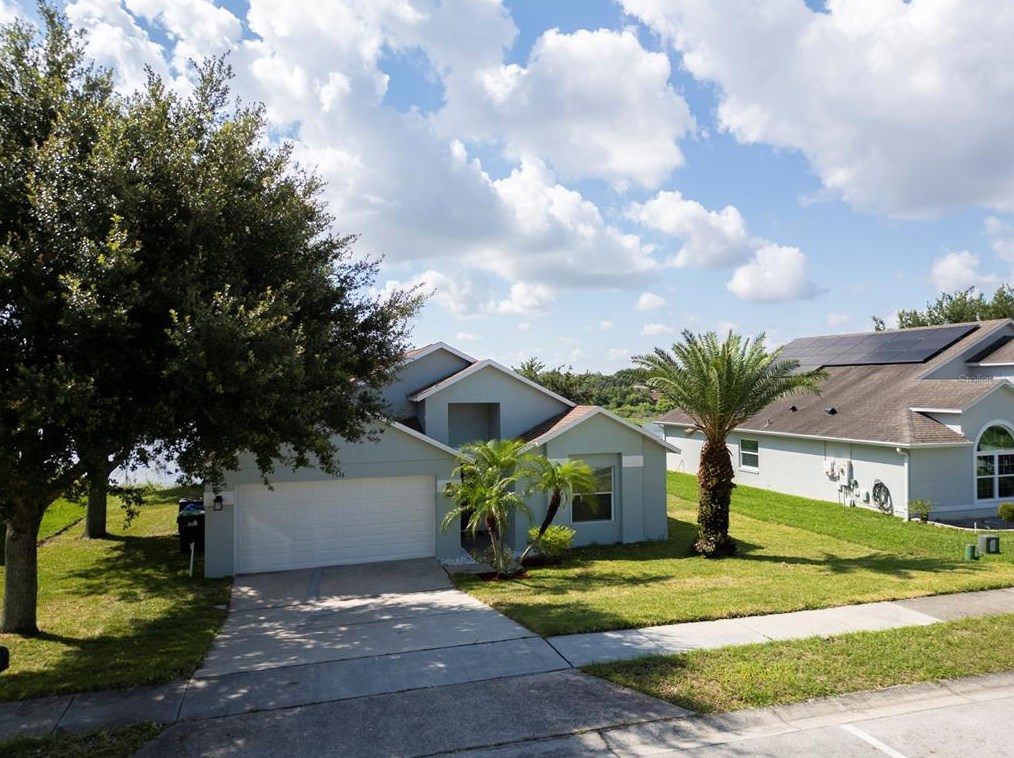 7526 Country Run Pkwy, Orlando FL  32818-8279 exterior