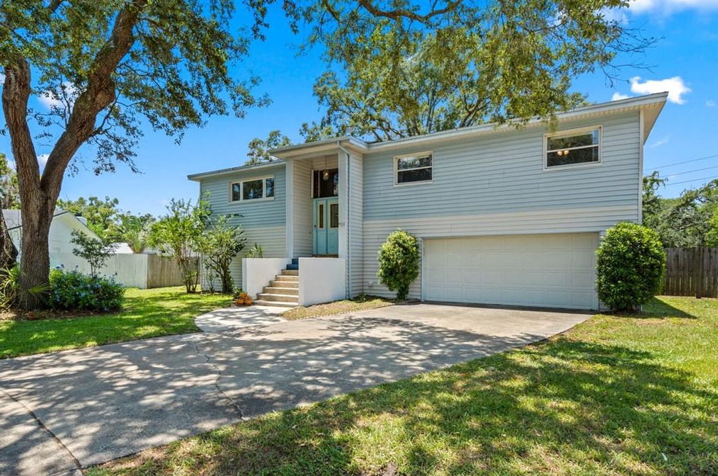 5422 Myrica Rd, Orlando, FL 32810-1720