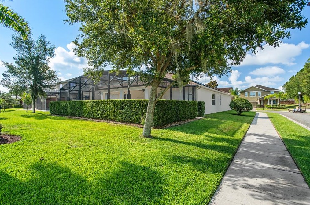 1060 Vinsetta Cir, Winter Garden FL  34787-9625 exterior