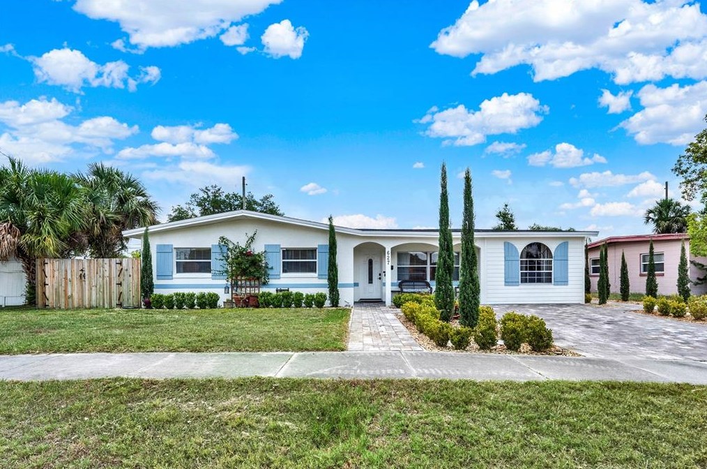 627 Adirondack Ave, Orlando, FL 32807-1203