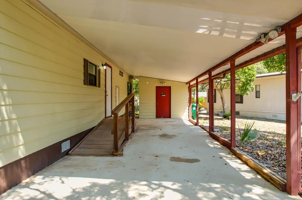 128 Plantation Blvd, Lake Mary FL  32746-2563 exterior