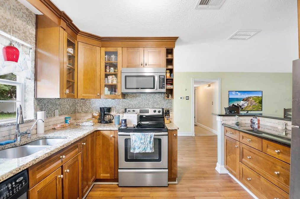 615 Burke St, Altamonte Springs FL 32701-6801 exterior