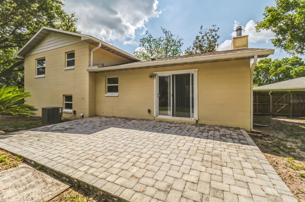 124 Sandalwood Way, Longwood, FL 32750-2918