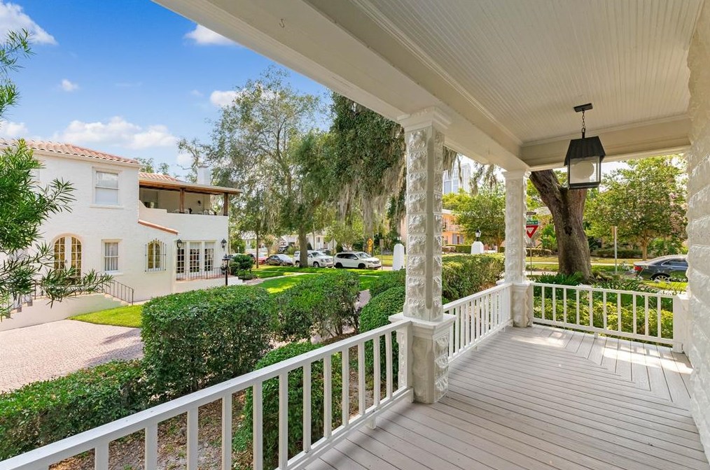 527 Broadway Ave, Orlando FL  32803-5351 exterior