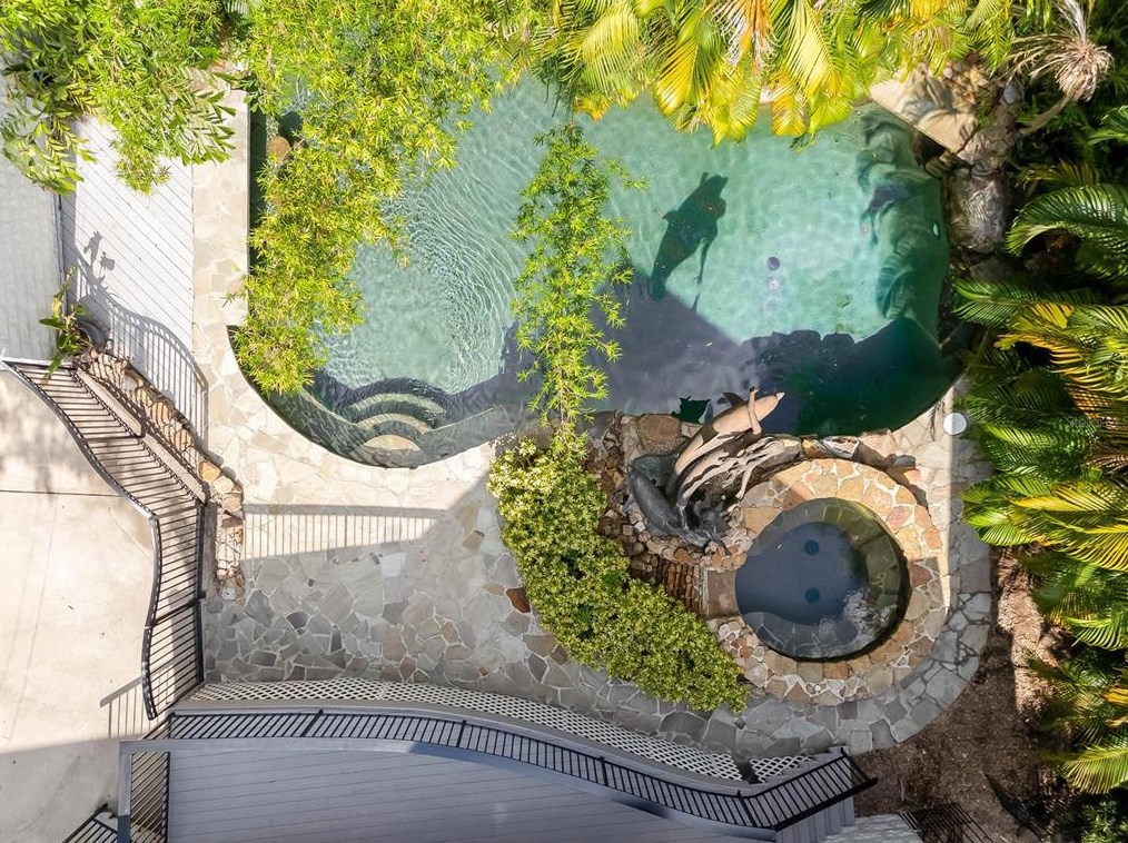 527 Broadway Ave, Orlando FL  32803-5351 exterior