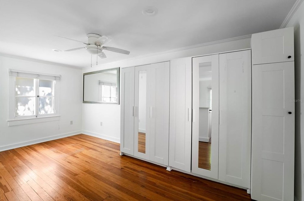 527 Broadway Ave, Orlando FL  32803-5351 exterior