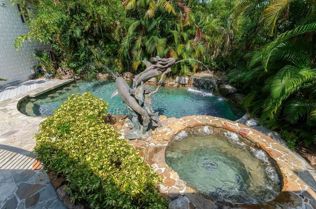 527 Broadway Ave, Orlando FL  32803-5351 exterior