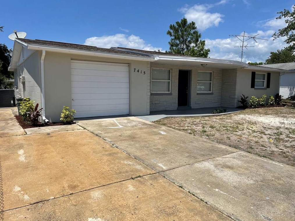 7415 Ashwood Dr, Port Richey, FL 34668