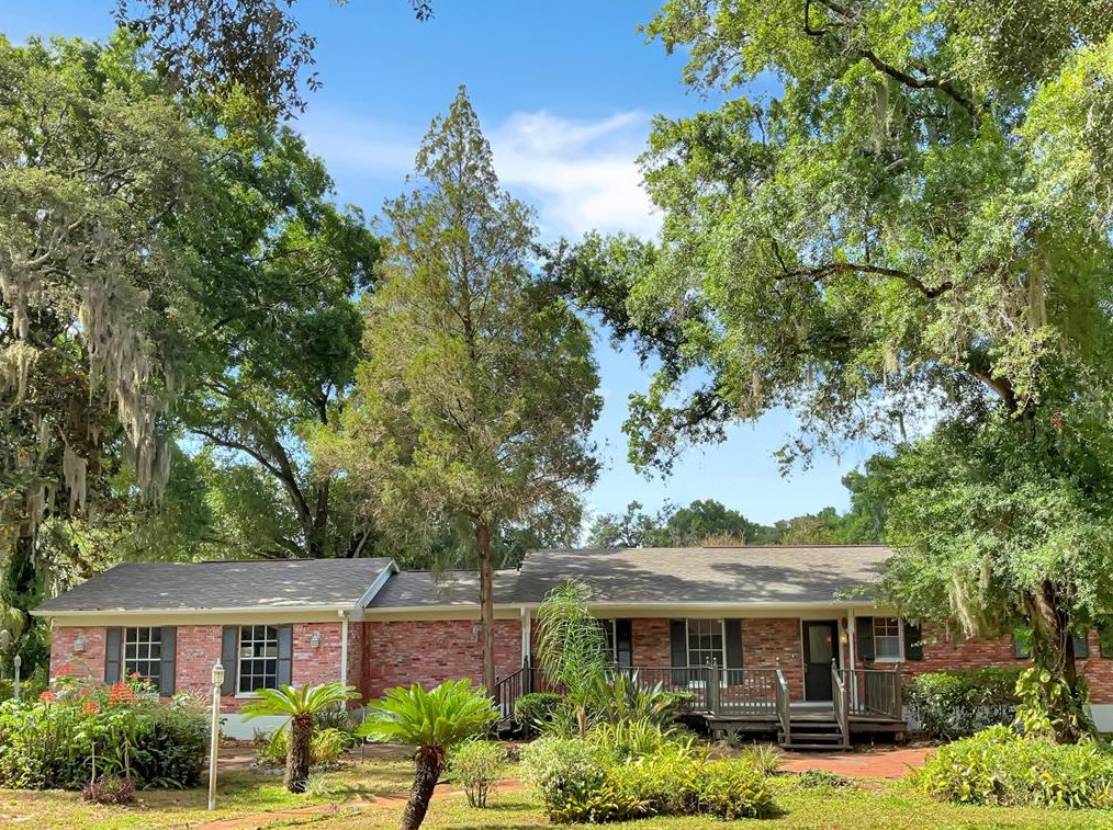 316 N Hilltop Rd, Brandon, FL 33510
