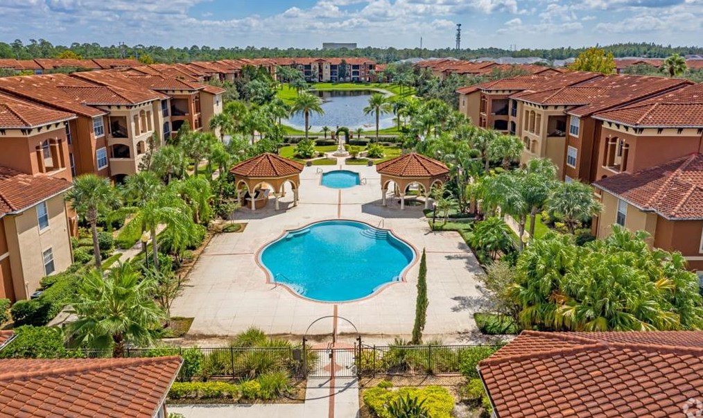5530 Metrowest Blvd #111, Orlando, FL 32811