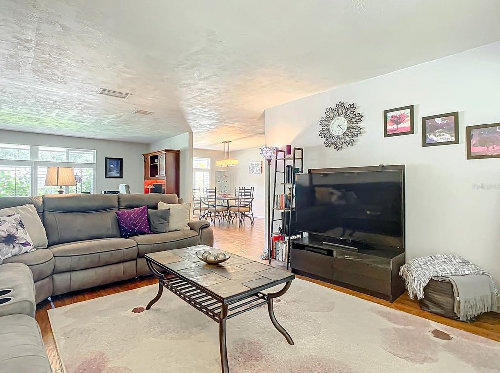 837 Lindenwood Cir, Ormond Beach FL  32174-4618 exterior