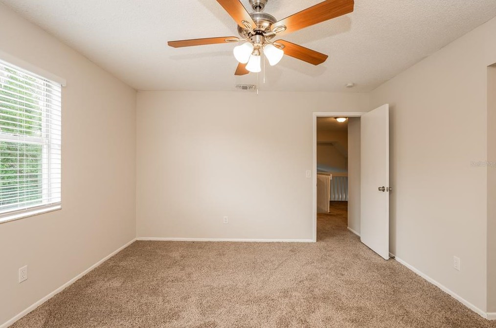 5616 Breckenridge Cir, Orlando FL  32818-1377 exterior