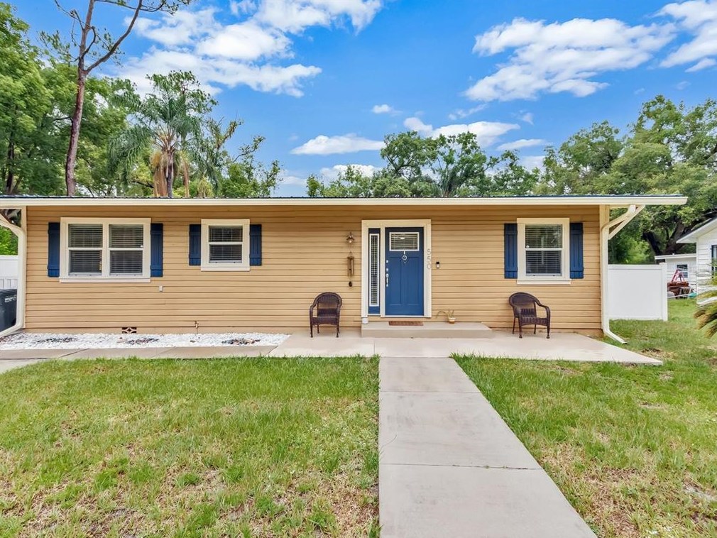 550 Plumosa Dr, Sanford, FL 32771