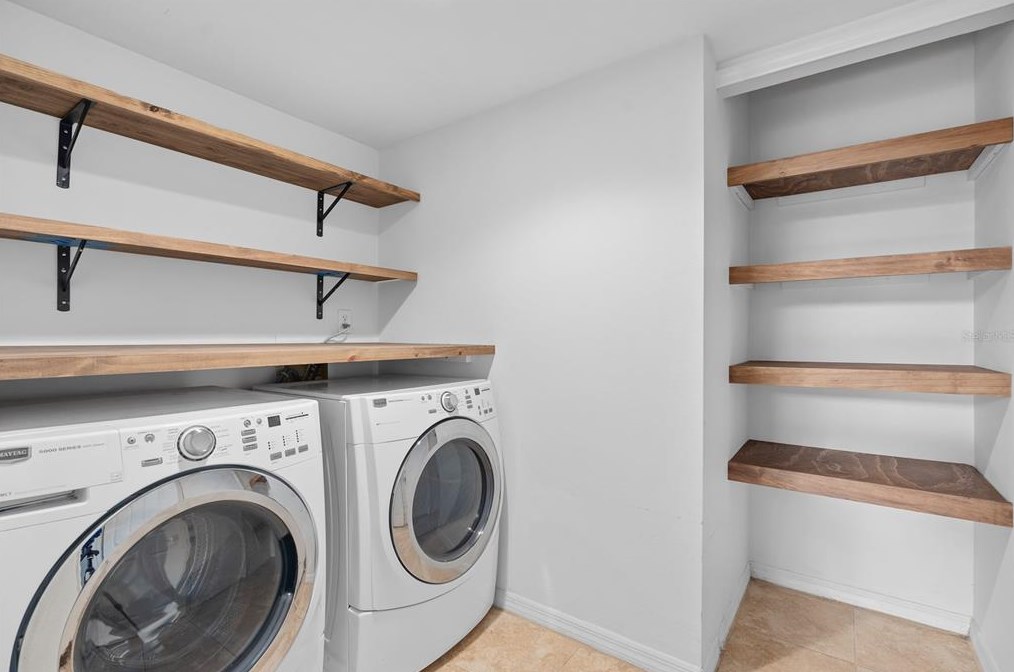 2501 Donaldson Dr, Orlando FL  32812-8406 exterior