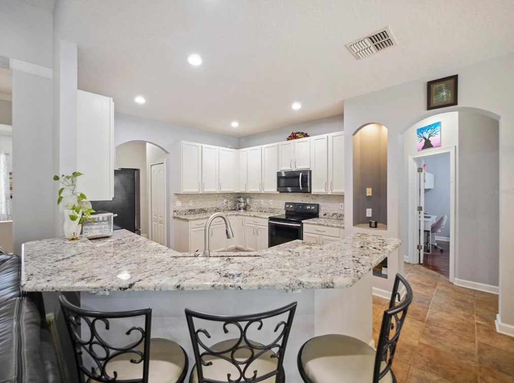 356 Via Tuscany Loop, Lake Mary FL  32746-1545 exterior