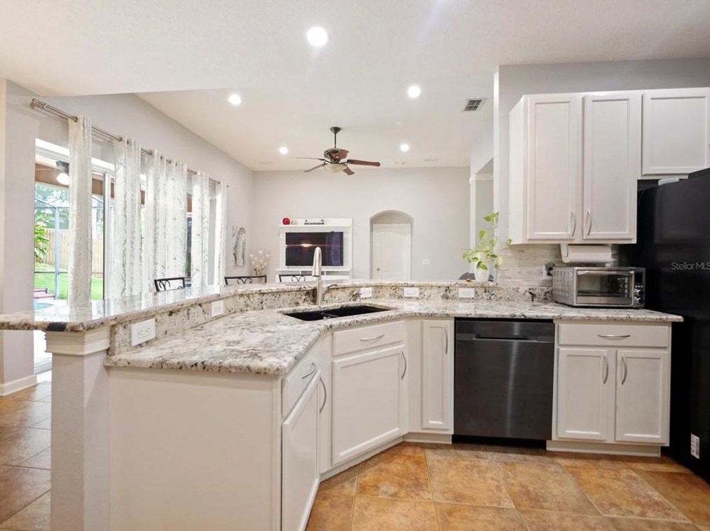 356 Via Tuscany Loop, Lake Mary FL  32746-1545 exterior