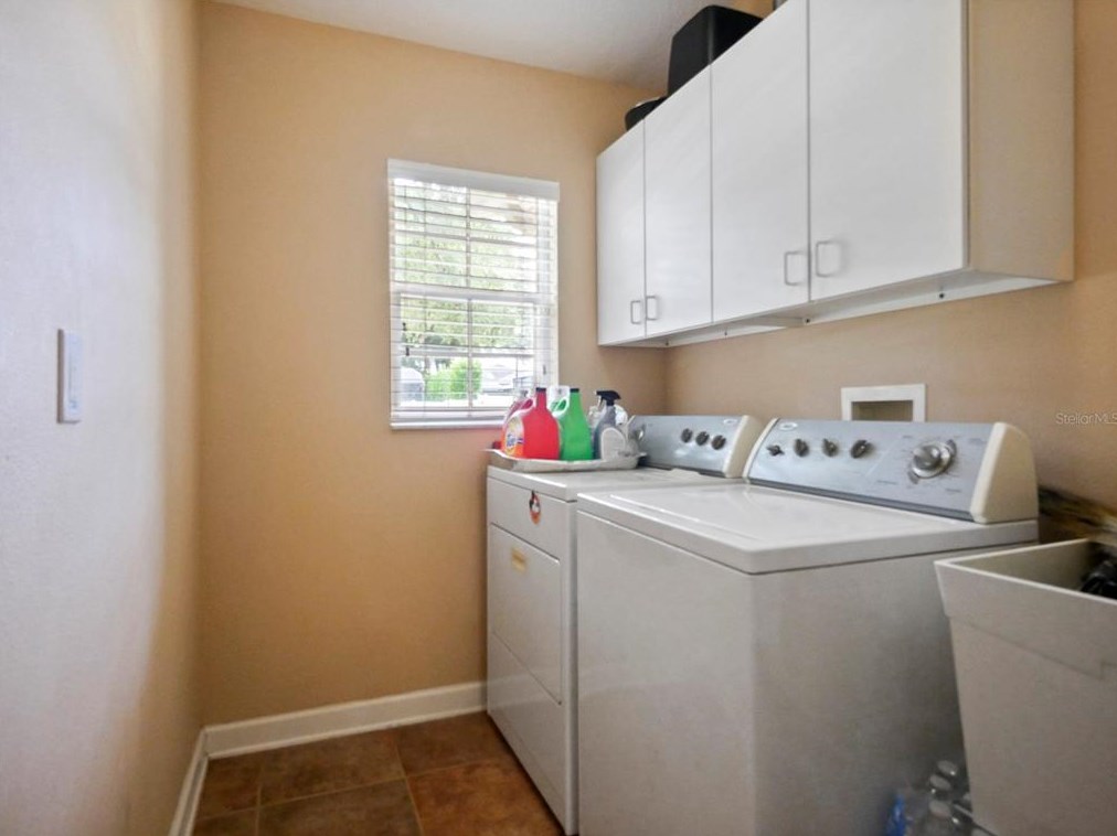 356 Via Tuscany Loop, Lake Mary FL  32746-1545 exterior