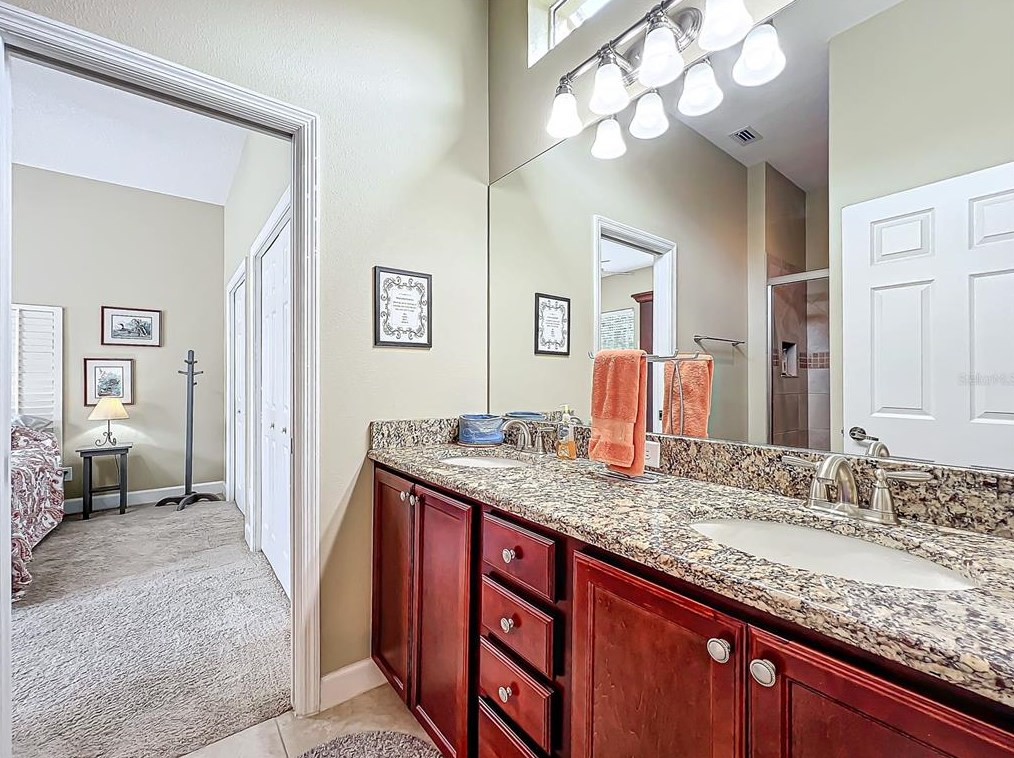 1722 Redwood Grv Ter, Lake Mary FL  32746-4418 exterior