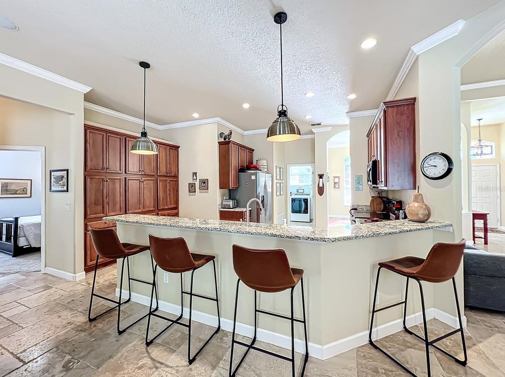 1722 Redwood Grv Ter, Lake Mary FL  32746-4418 exterior