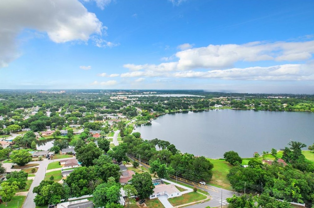 7001 Lake Marsha Dr, Orlando, FL 32819-7723