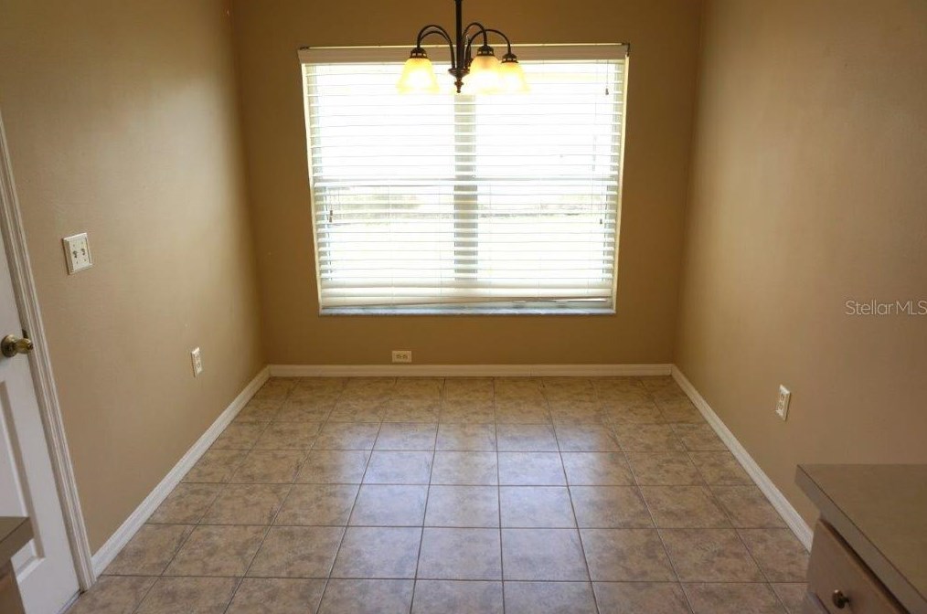 242 Casterton Cir, Davenport FL 33897-3695 exterior